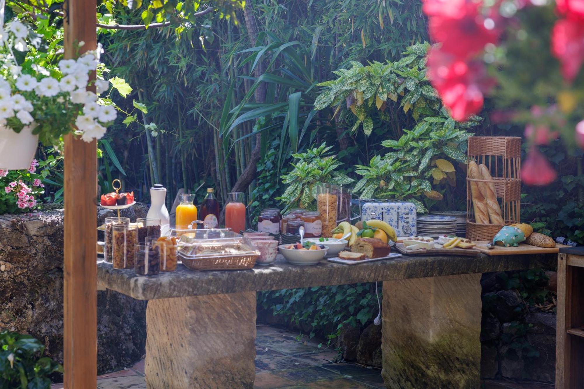 Hotel La Villa Sainte Valerie Adults Only ฌวง-เลส์-แป็งส์ ภายนอก รูปภาพ