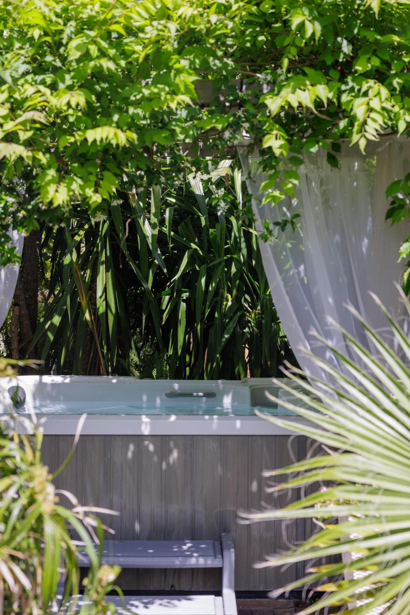 Hotel La Villa Sainte Valerie Adults Only ฌวง-เลส์-แป็งส์ ภายนอก รูปภาพ