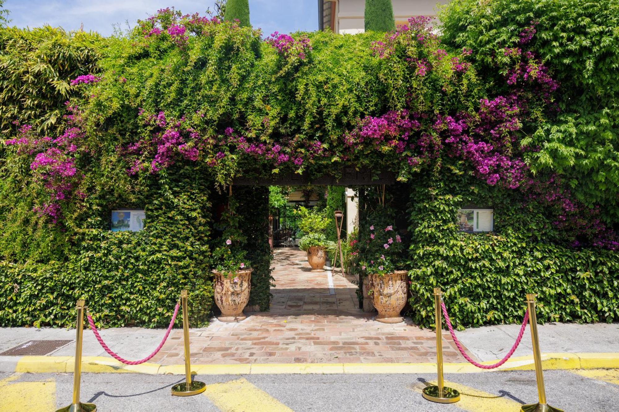 Hotel La Villa Sainte Valerie Adults Only ฌวง-เลส์-แป็งส์ ภายนอก รูปภาพ